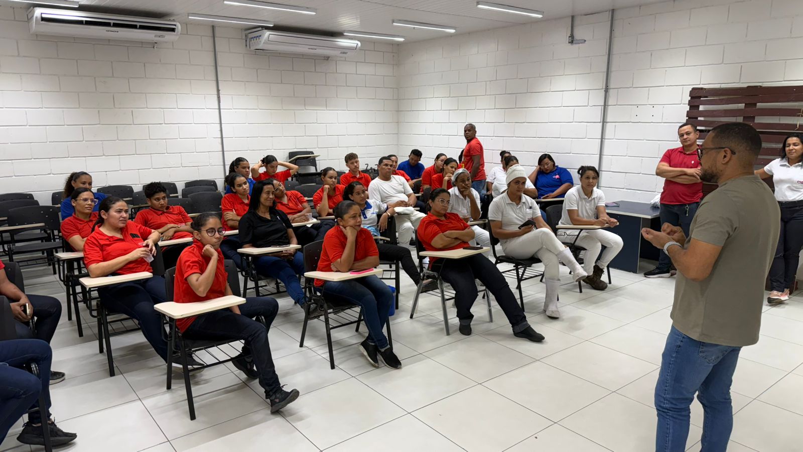 Sindicato dos Comerciários de Juazeiro realiza reunião no Mix para dialogar sobre pauta da categoria