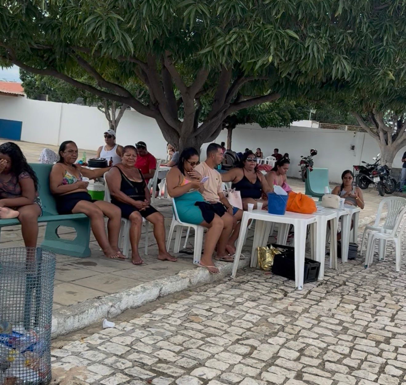 Festa do Trabalhador reúne comerciários e destaca luta pelo fim da escala 6x1